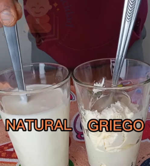 Lee más sobre el artículo Diferencias entre yogur natural y griego